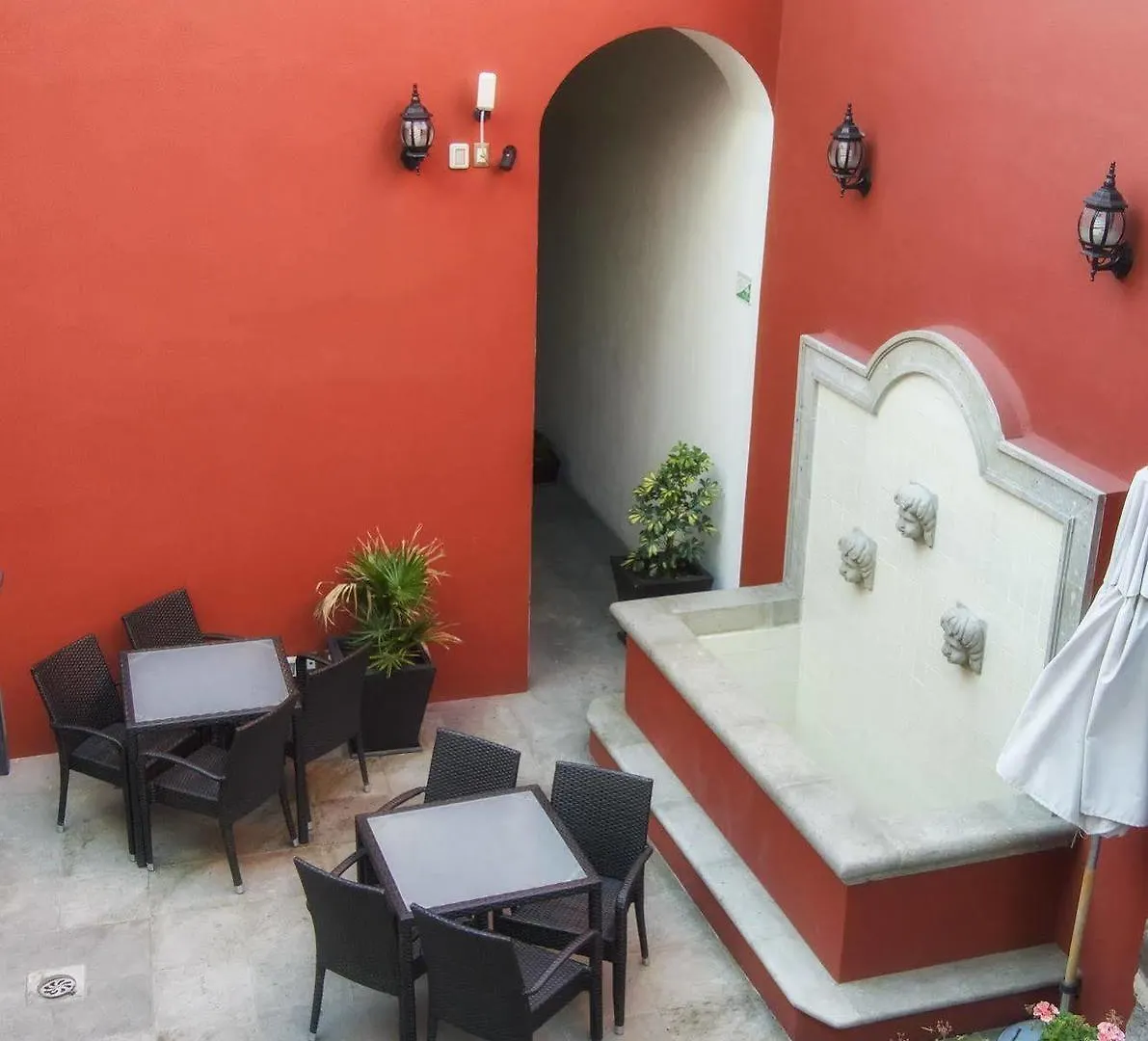 Hotel San Xavier Queretaro 4*,